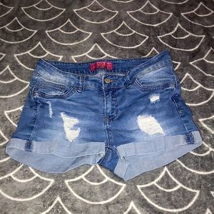 Denim shorts light blue